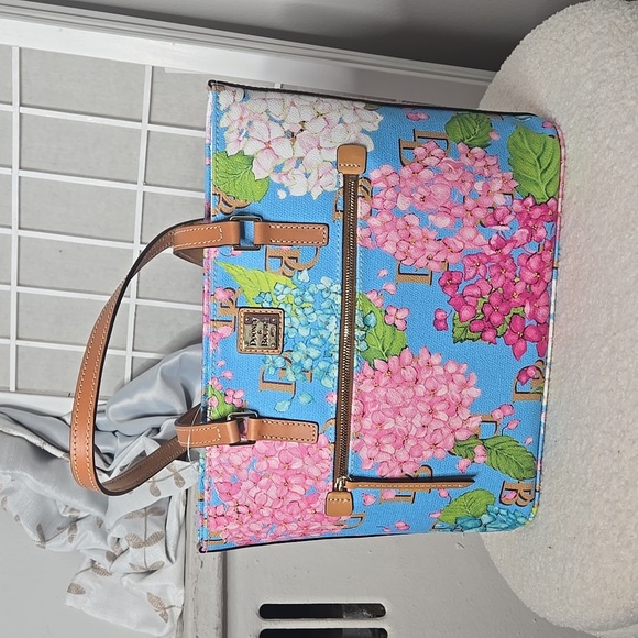 NWT Dooney & Bourke Hydrangea Monogram Shopper - Picture 2 of 15